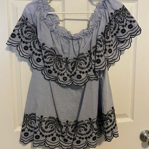Off the shoulder top *NEW WITH TAGS*